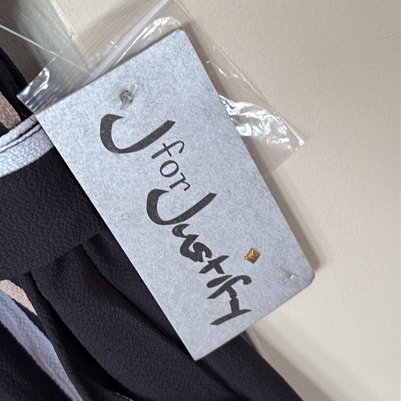 Brand New J for Justify Romper Striped Shorts w/ White Spaghetti Strap Tank Top - Picture 6 of 15